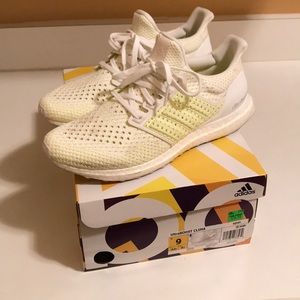 Size 9 UltraBOOST CLIMA (white and neon)